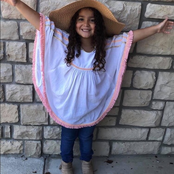 Cat & Jack Bohemian Style Poncho - Picture 3 of 9